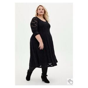 Torrid Black Brushed Lace Fluted Midi Dress Sz.2